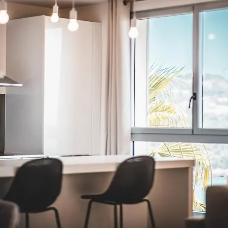 Porte De Monaco, Duplex Avec Terrasse Et Parking