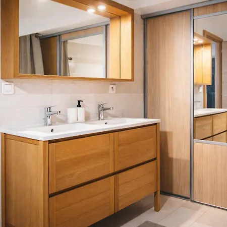 Ferienhaus Sea View Duplex T3 Near Monaco&beach Parking Roquebrune-Cap-Martin
