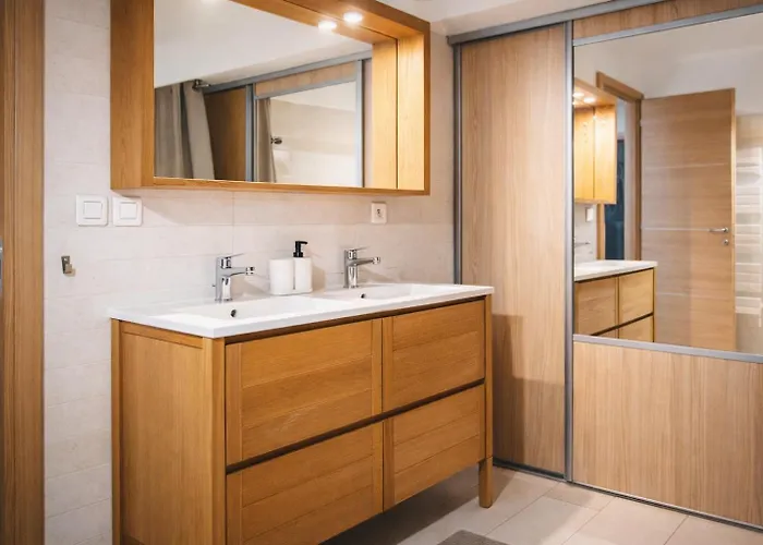 بيت للعطل Sea View Duplex T3 Near Monaco & Parking روكوبرُن كاب مارتي